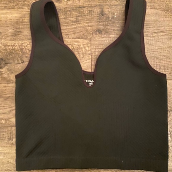 Black tank - Picture 5 of 6